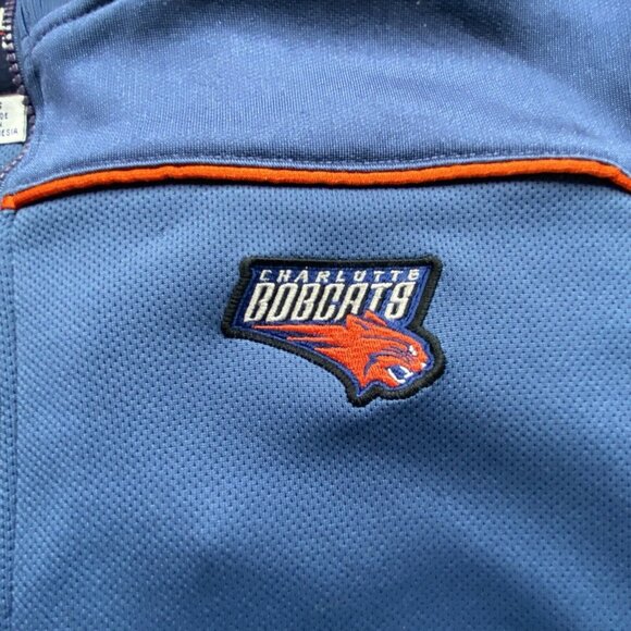 Charlotte Bobcats Jacket Men's S Blue NBA Exclusive Collection Zip Front Patches - Picture 2 of 16